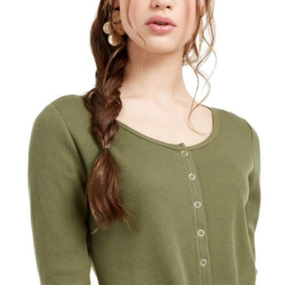 NWT Ultra Flirt Juniors' Tie-Hem Top - Picture 3 of 3